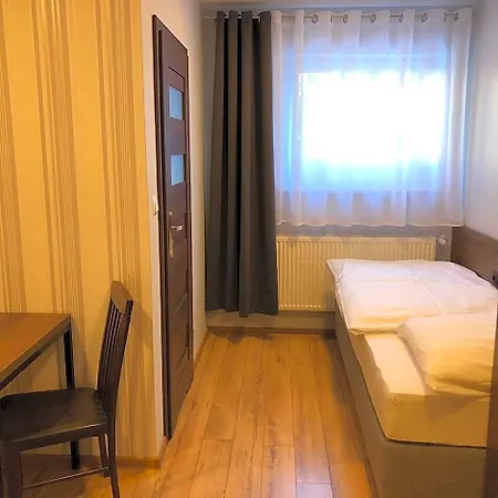 Noclegi Mikolow Auberge de jeunesse *