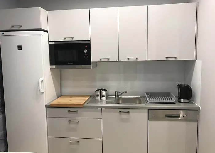 Noclegi Mikolow אכסניה *