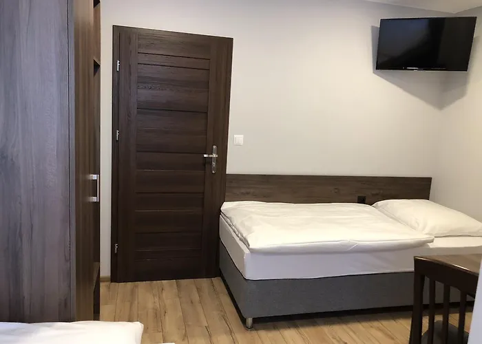 Noclegi Mikolow * מיקולוב